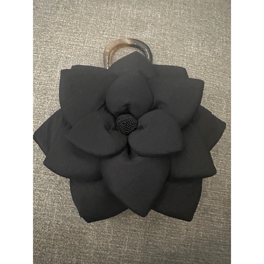 Vintage Mad by Designs 3D Black Flower Handbag